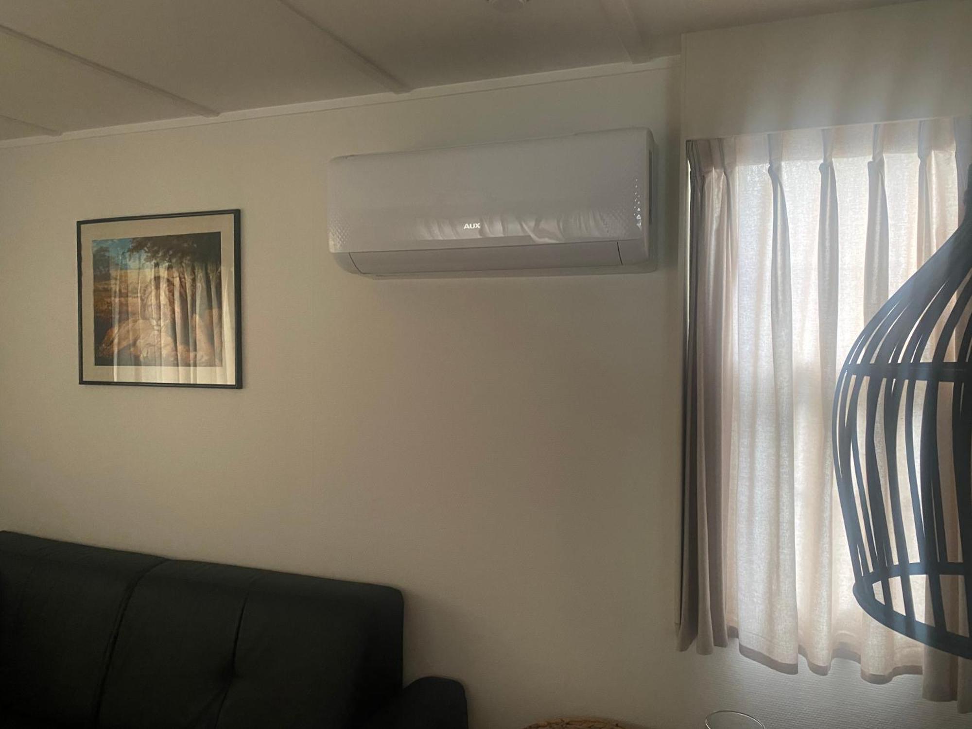 Safarihuisje Met Airco! أويسترفايك المظهر الخارجي الصورة
